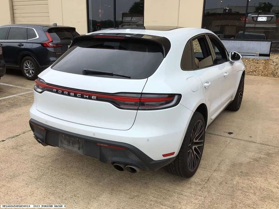 2023 Porsche Macan S - Image 5 of 24